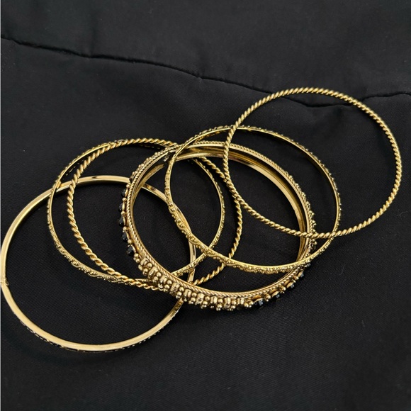 Six Bracelets of gold and black - Picture 3 of 8